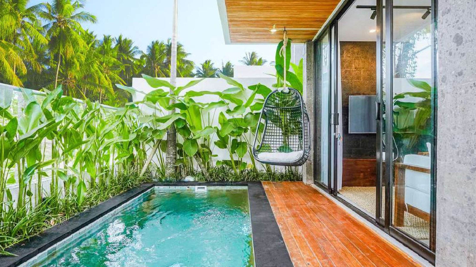 TINY VILLA image 4